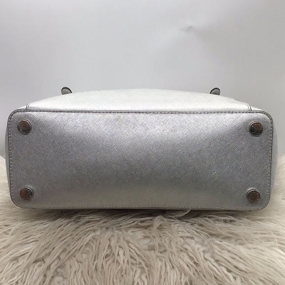 Michael Kors Silver Shoulder Tote Bag - Picture 9 of 16